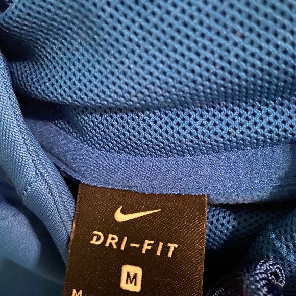 Nike hoodie - Picture 3 of 3